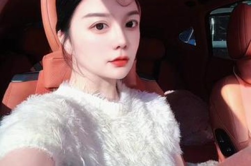 全职做小红书博主能轻松月薪过万吗？